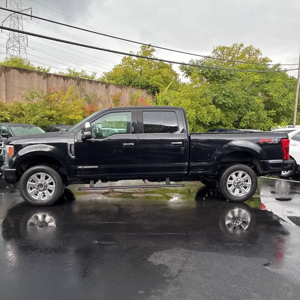2019 Ford F250 S/D Platinum