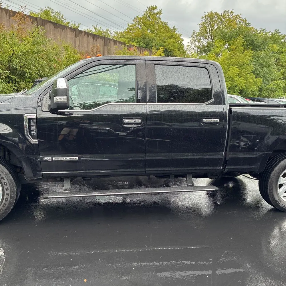 2019 Ford F250 S/D Platinum