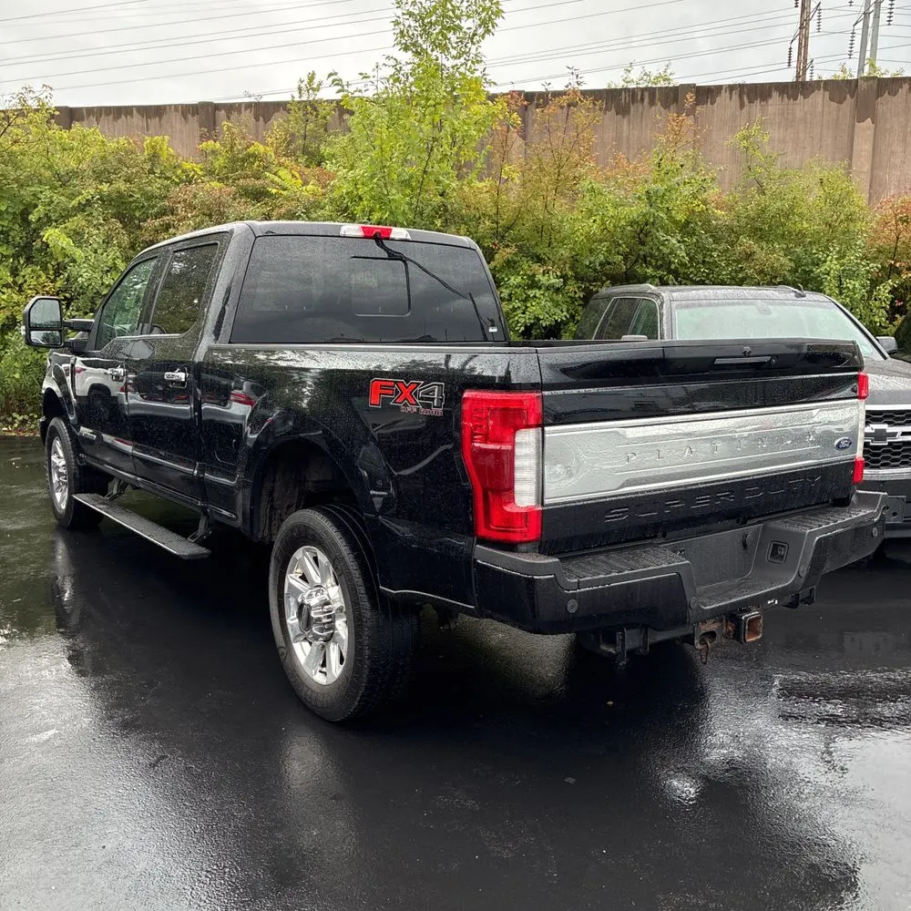 2019 Ford F250 S/D Platinum