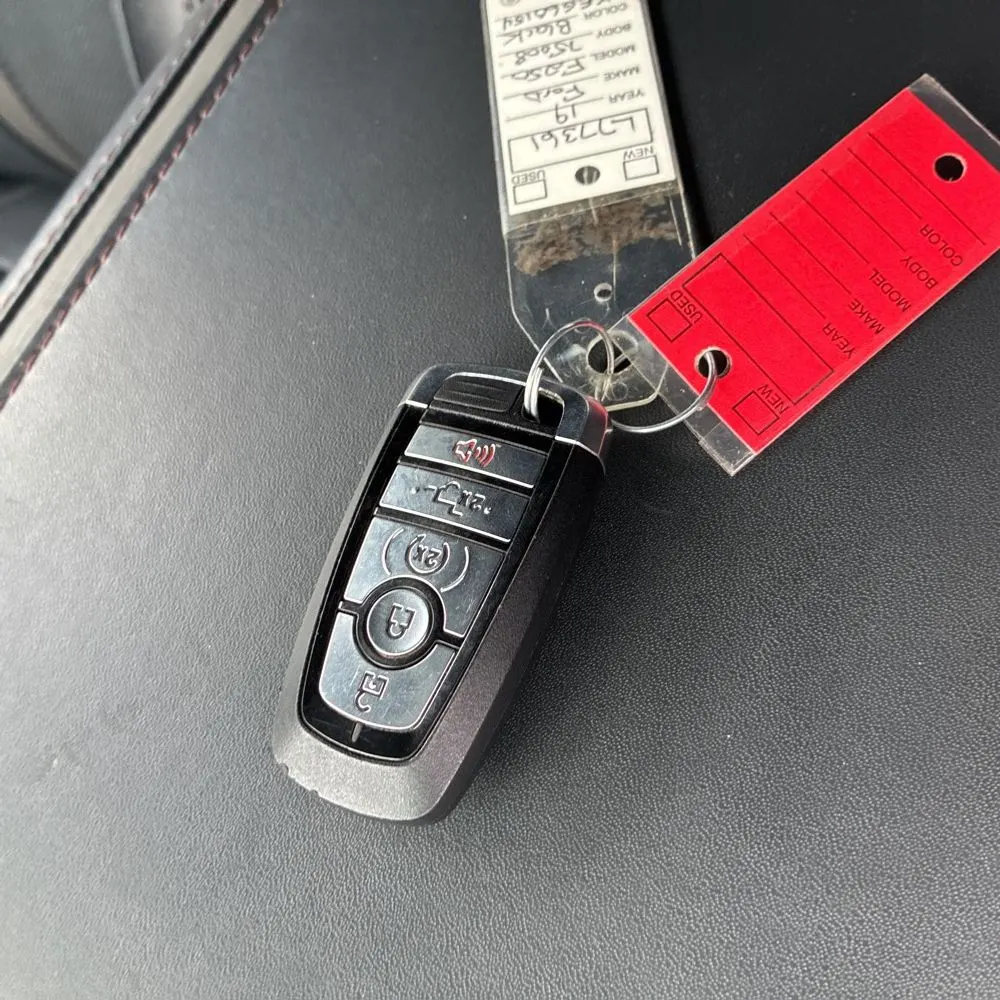 2019 Ford F250 S/D Platinum
