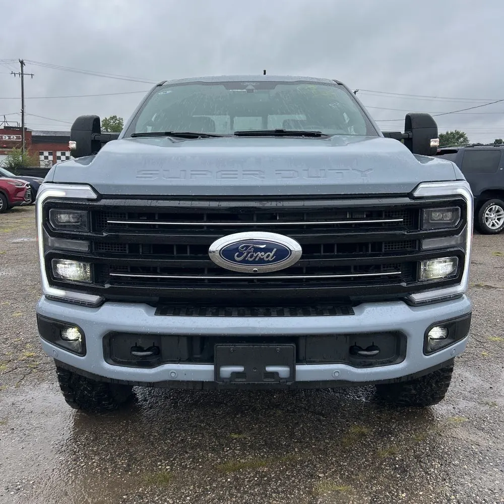 2025 Ford F250 S/D Platinum