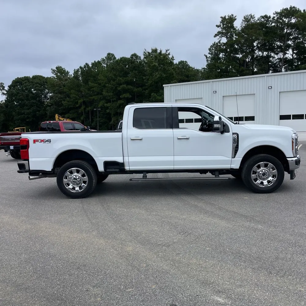 2025 Ford F-250 Super Duty Lariat
