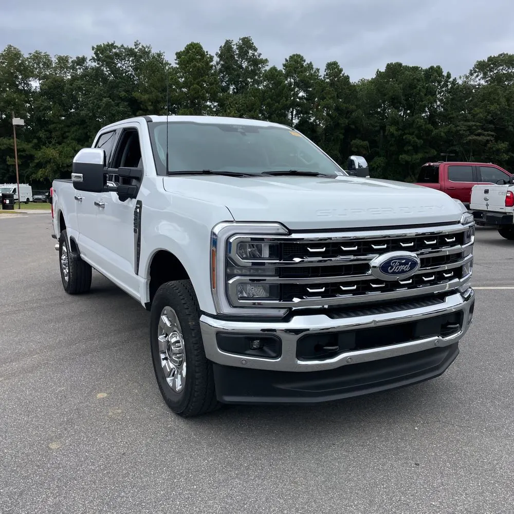 2025 Ford F-250 Super Duty Lariat