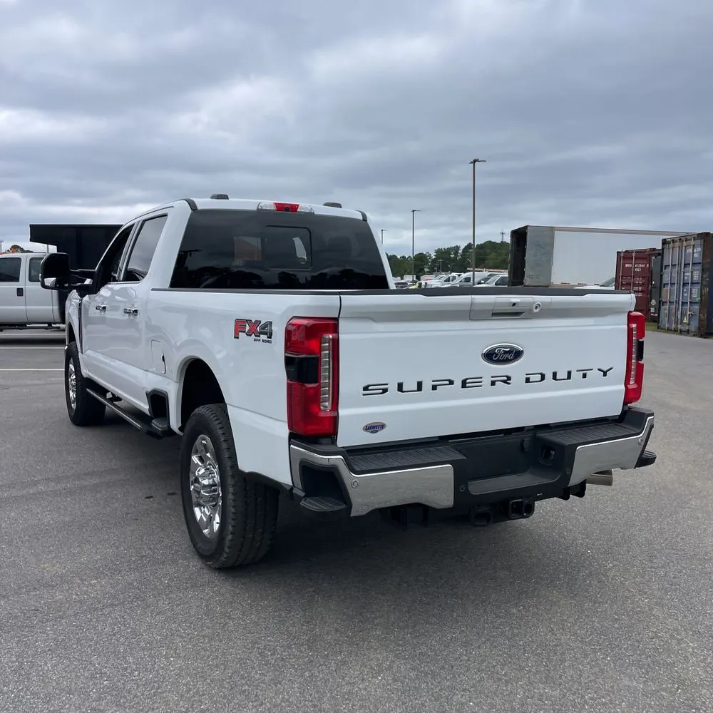 2025 Ford F-250 Super Duty Lariat