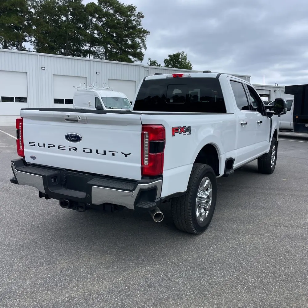 2025 Ford F-250 Super Duty Lariat