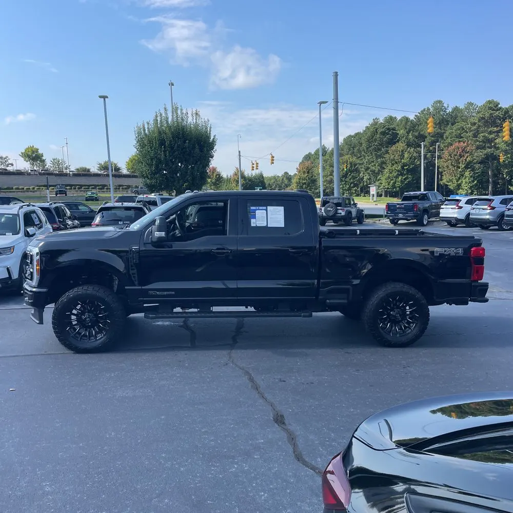 2025 Ford F250 S/D Lariat