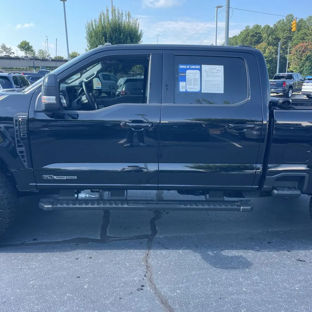 2025 Ford F250 S/D Lariat