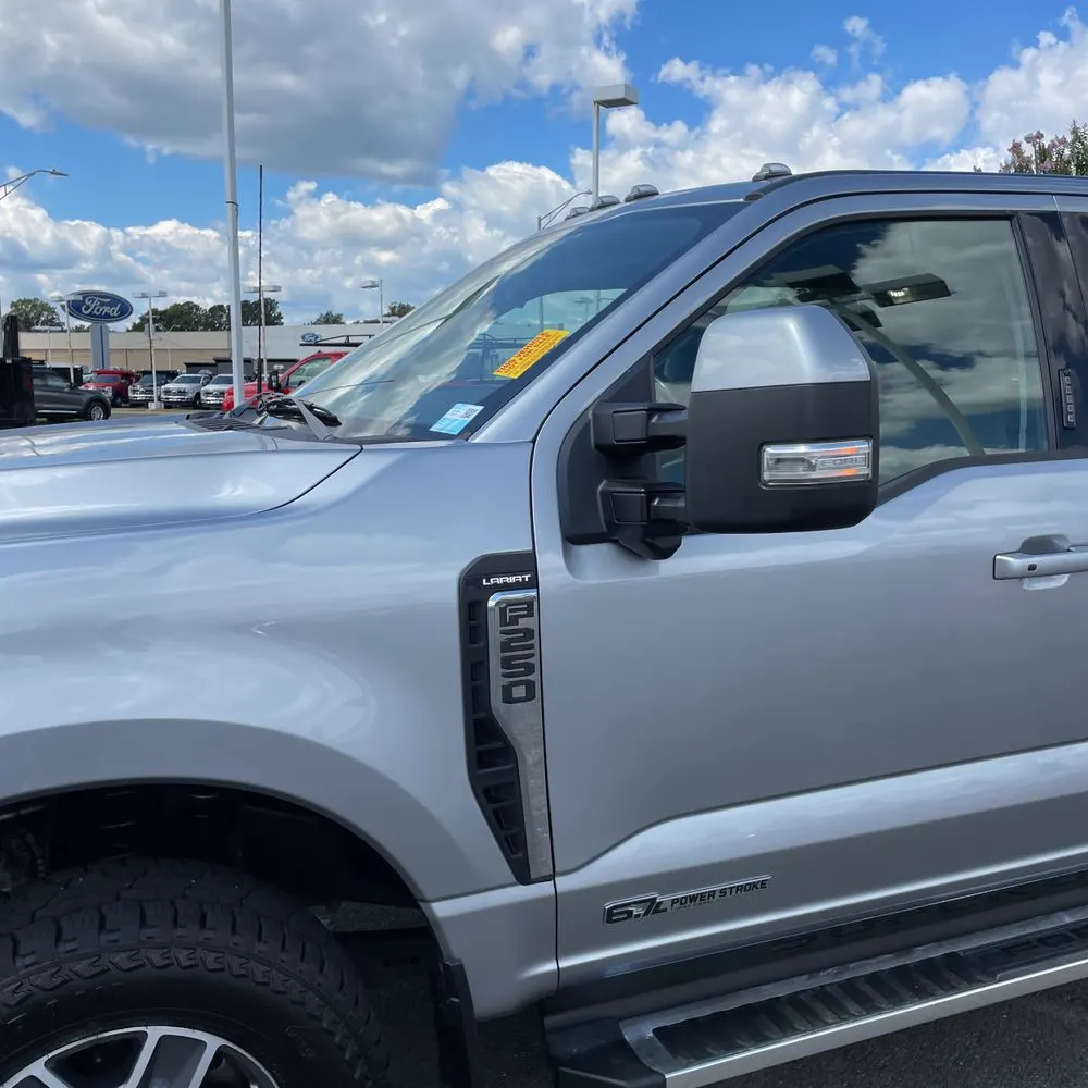 2023 Ford F-250 Super Duty Lariat