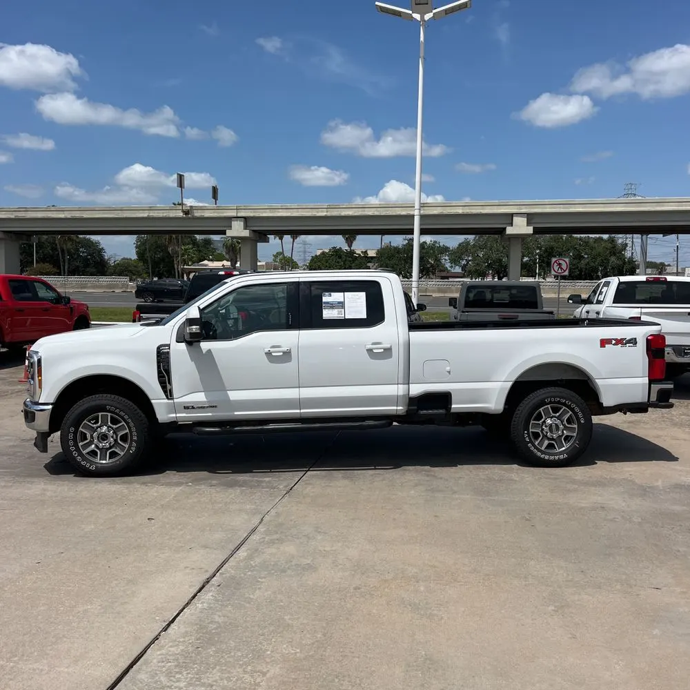 2023 Ford F-250 Super Duty Lariat