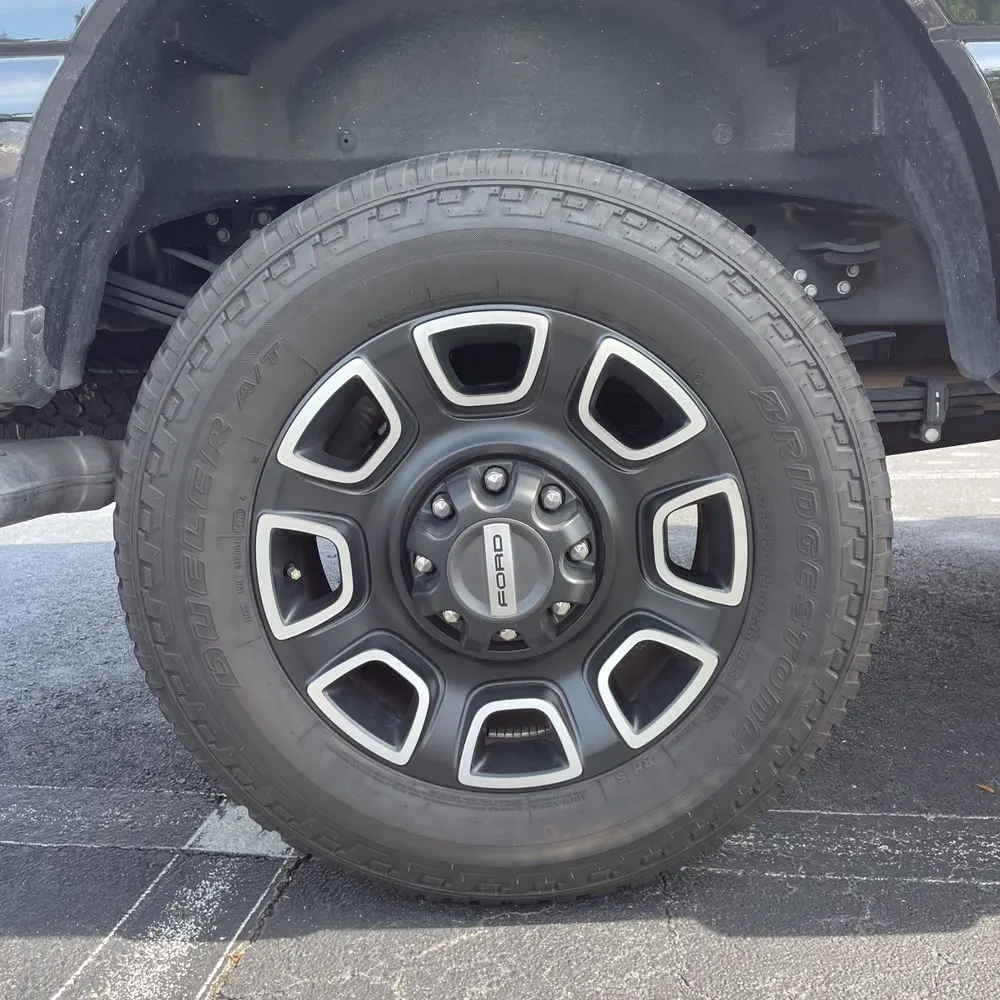2024 Ford F-350 Super Duty Platinum