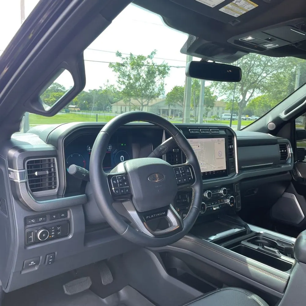 2024 Ford F-350 Super Duty Platinum