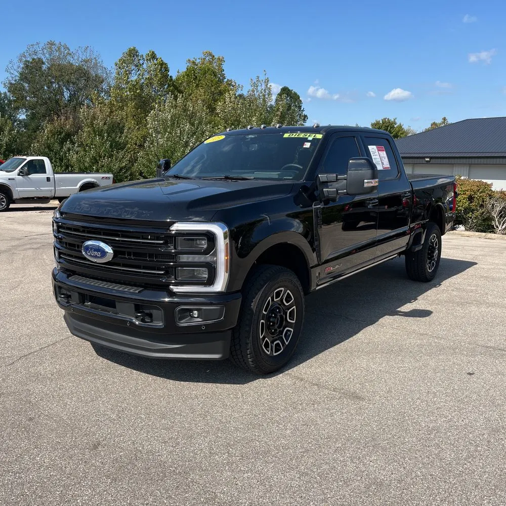 2025 Ford F-350 Super Duty Platinum