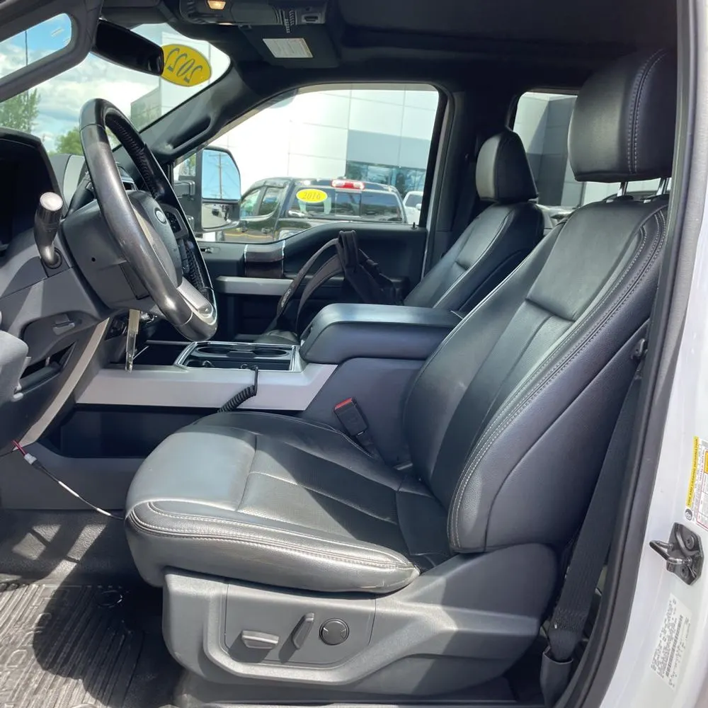 2022 Ford F-350 Super Duty Lariat