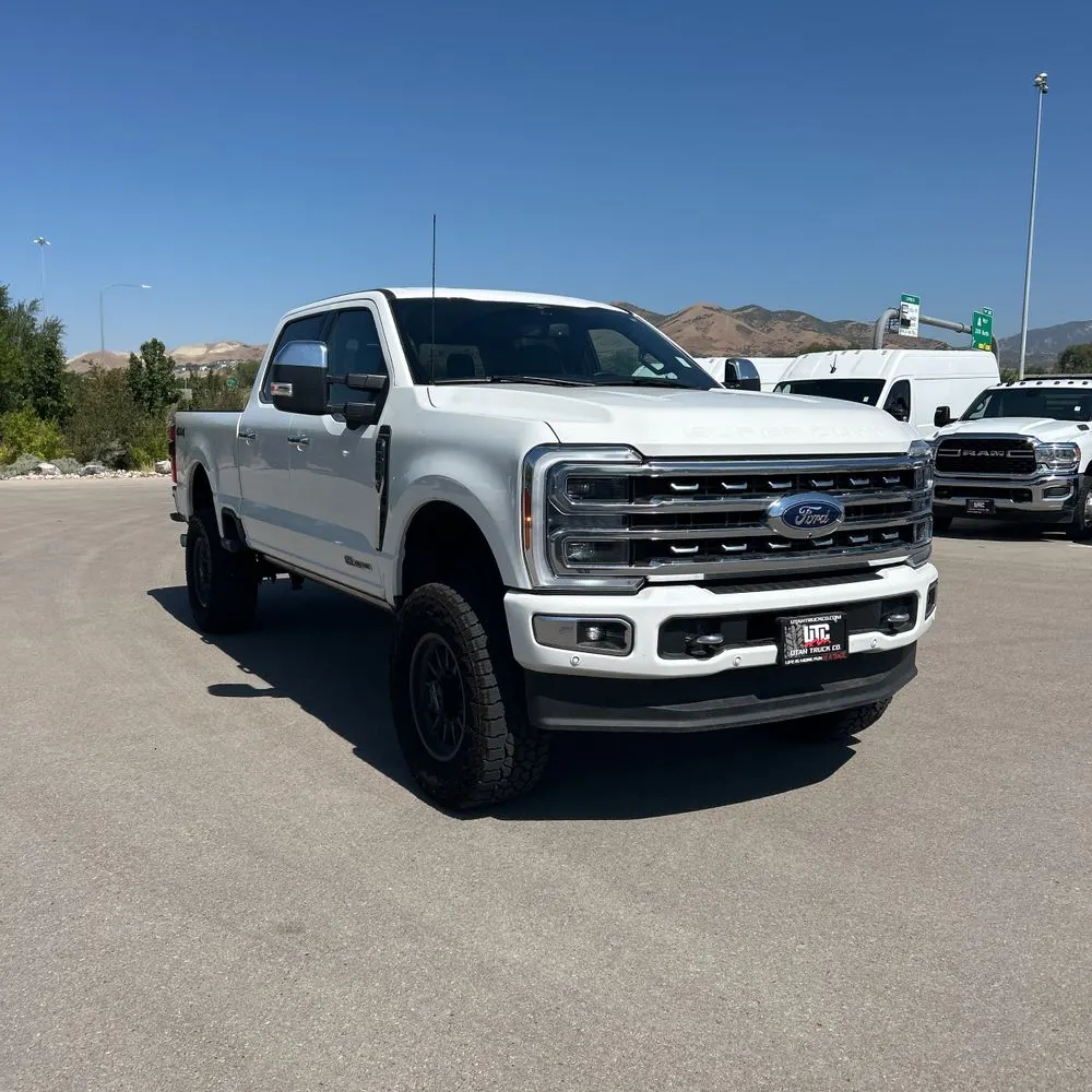 2023 Ford F350 S/D Platinum