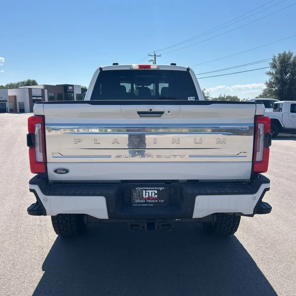 2023 Ford F350 S/D Platinum