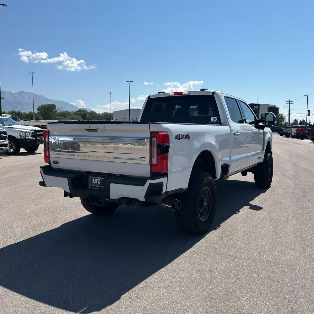 2023 Ford F350 S/D Platinum