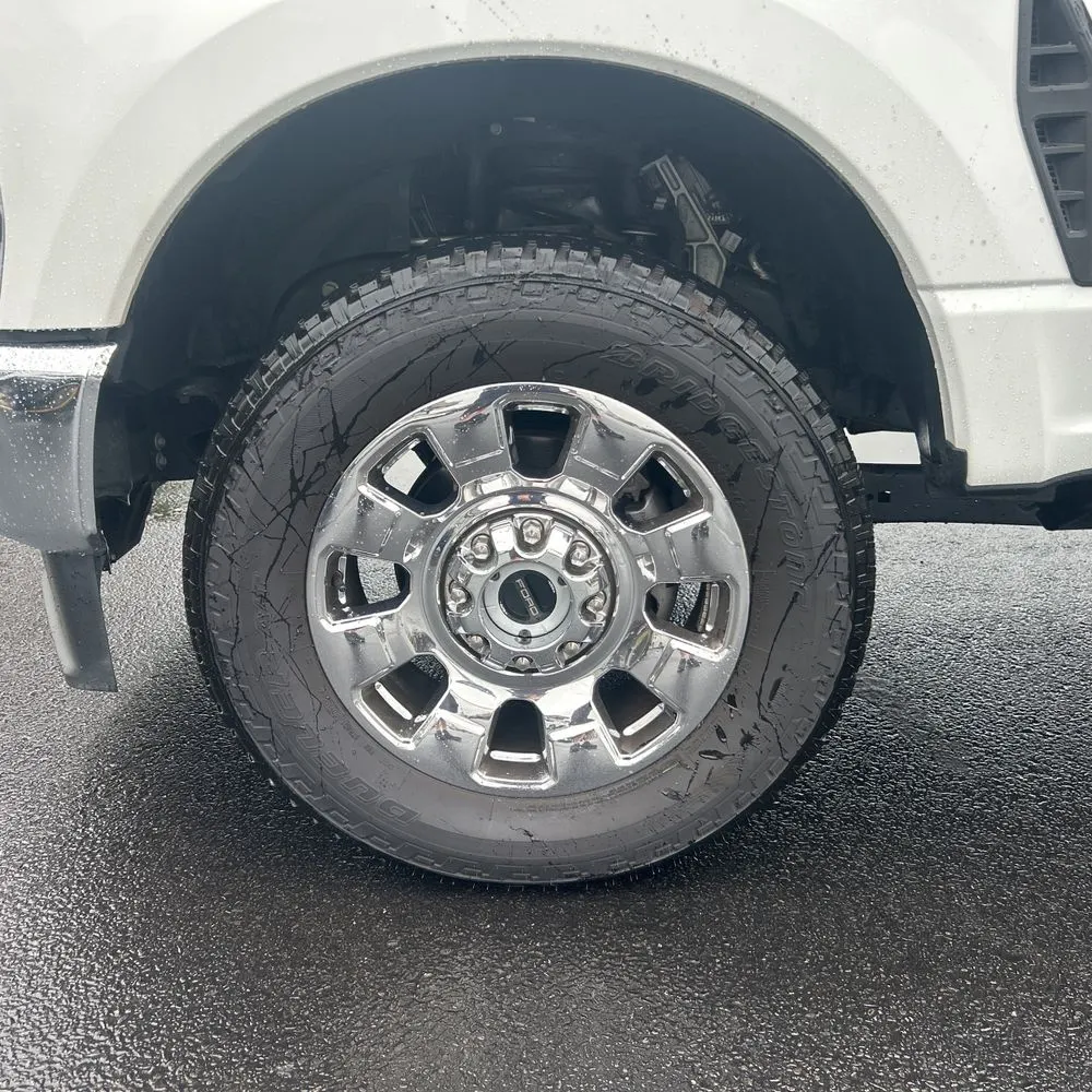 2025 Ford F-350 Super Duty Lariat