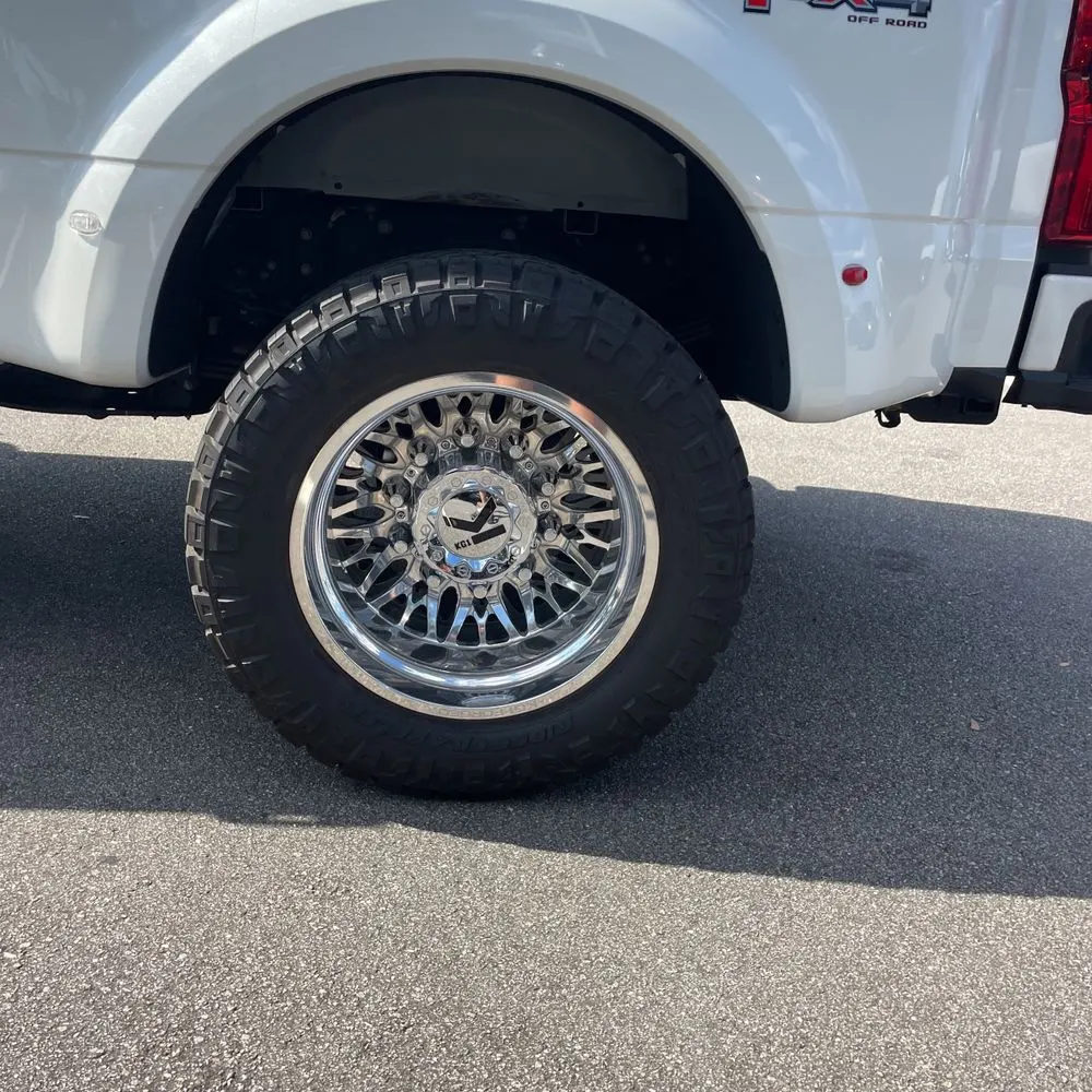 2024 Ford F-350 Super Duty Platinum