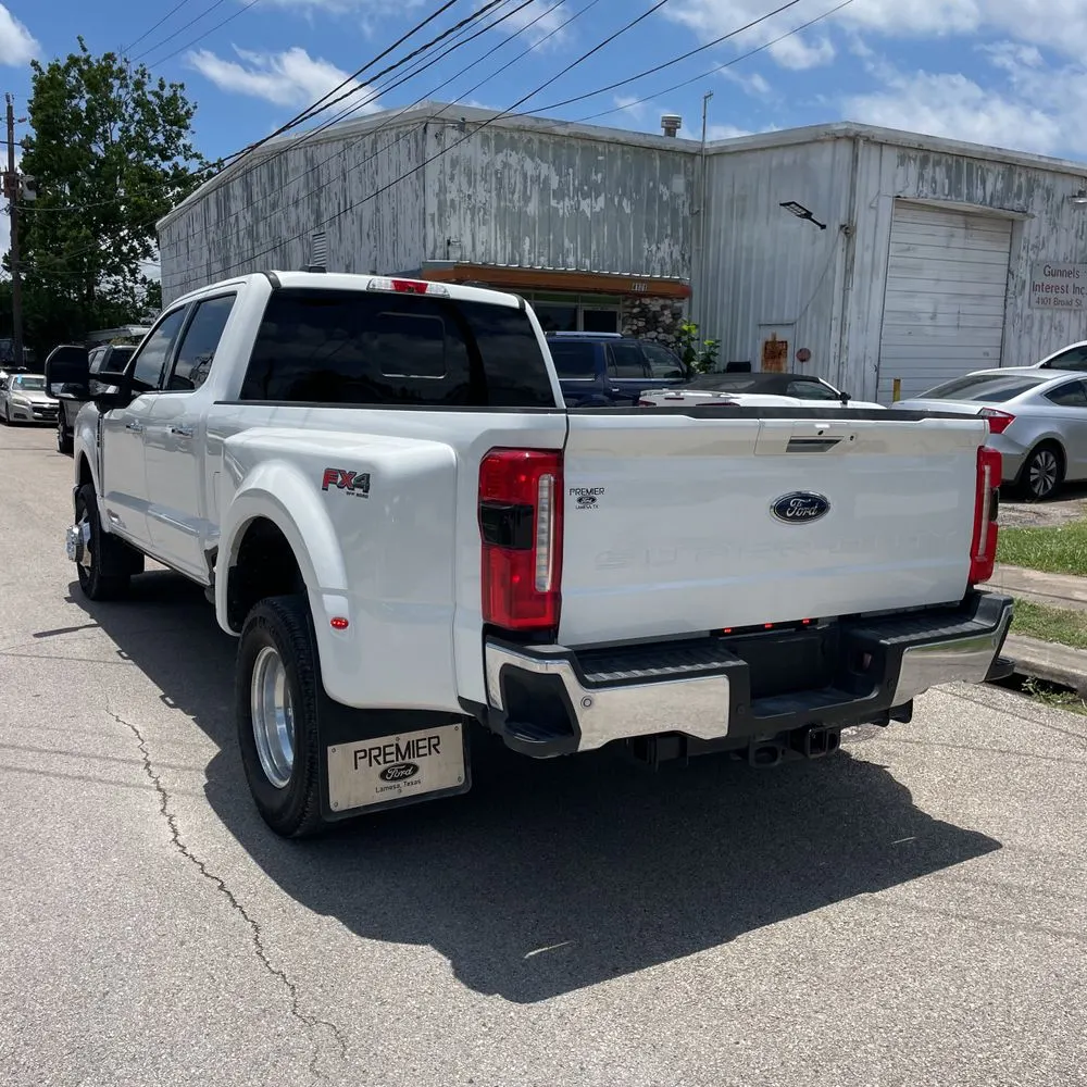 2024 Ford F-350 Super Duty Lariat