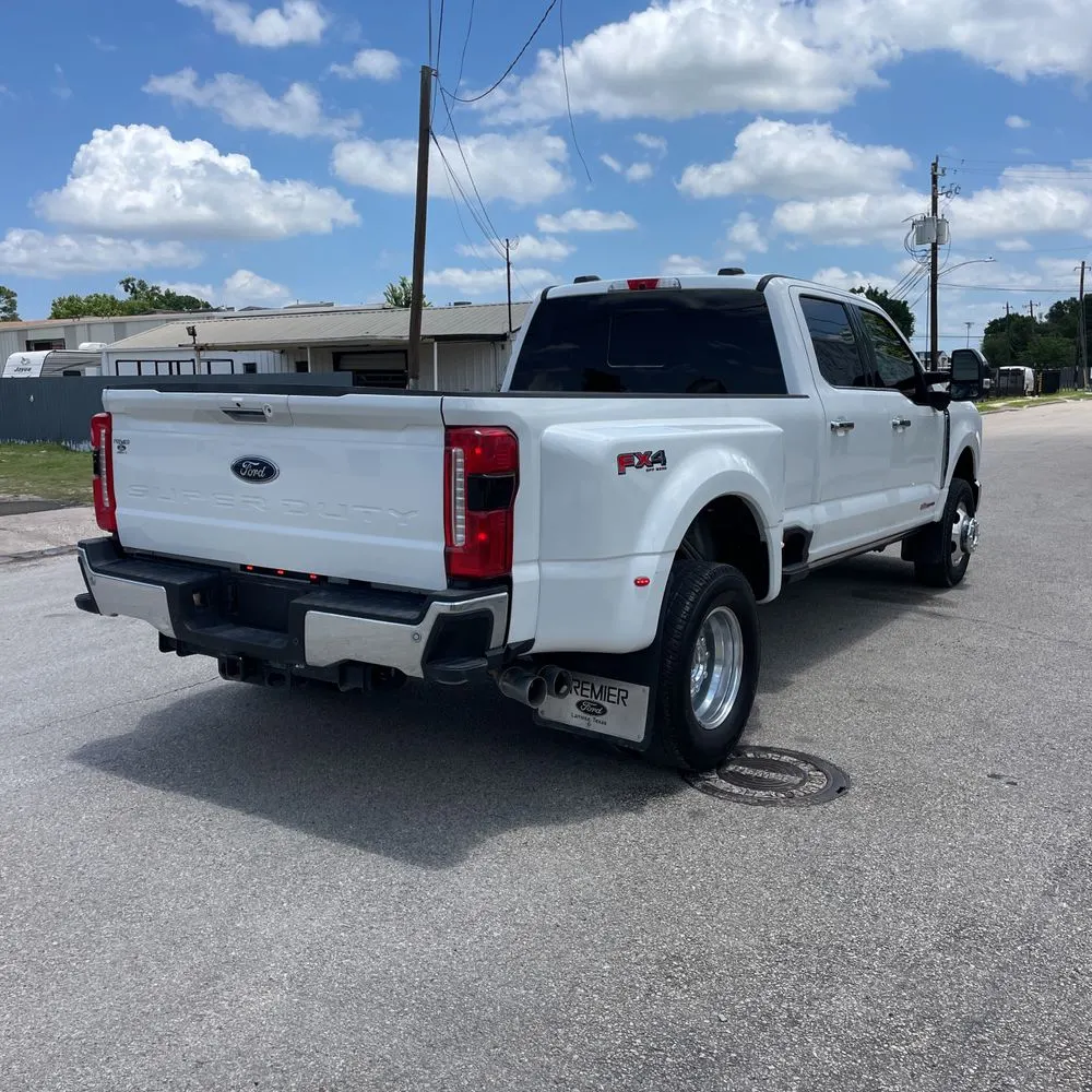 2024 Ford F-350 Super Duty Lariat