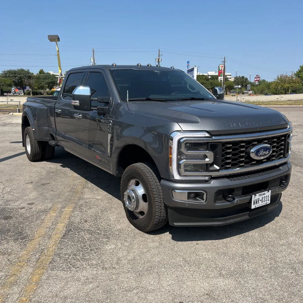 2025 Ford F-350 Super Duty Platinum