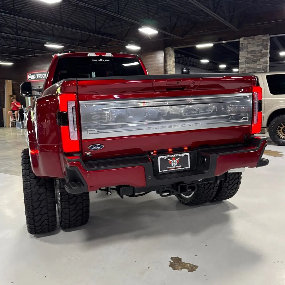 2025 Ford F-350 Super Duty Platinum