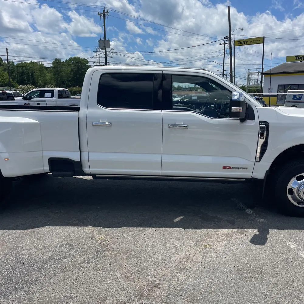 2024 Ford F-350 Super Duty Platinum