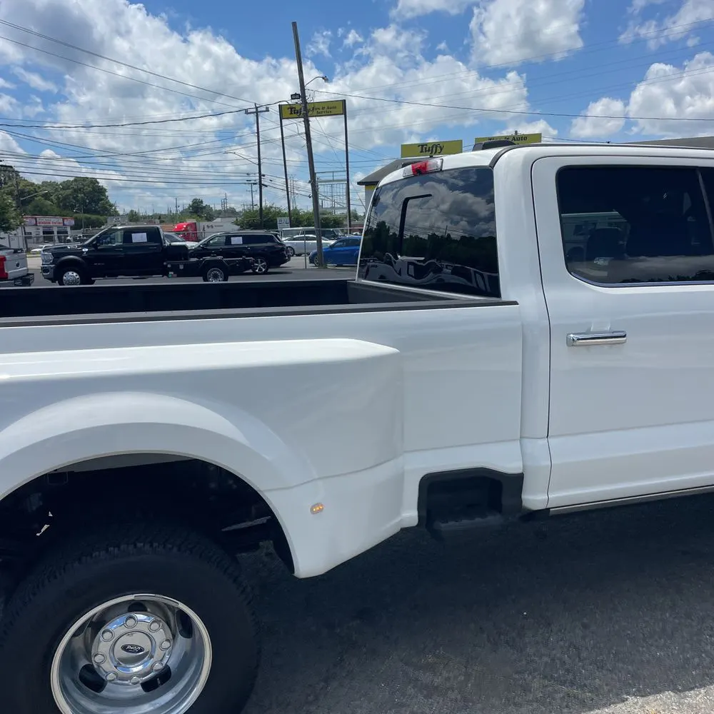 2024 Ford F-350 Super Duty Platinum