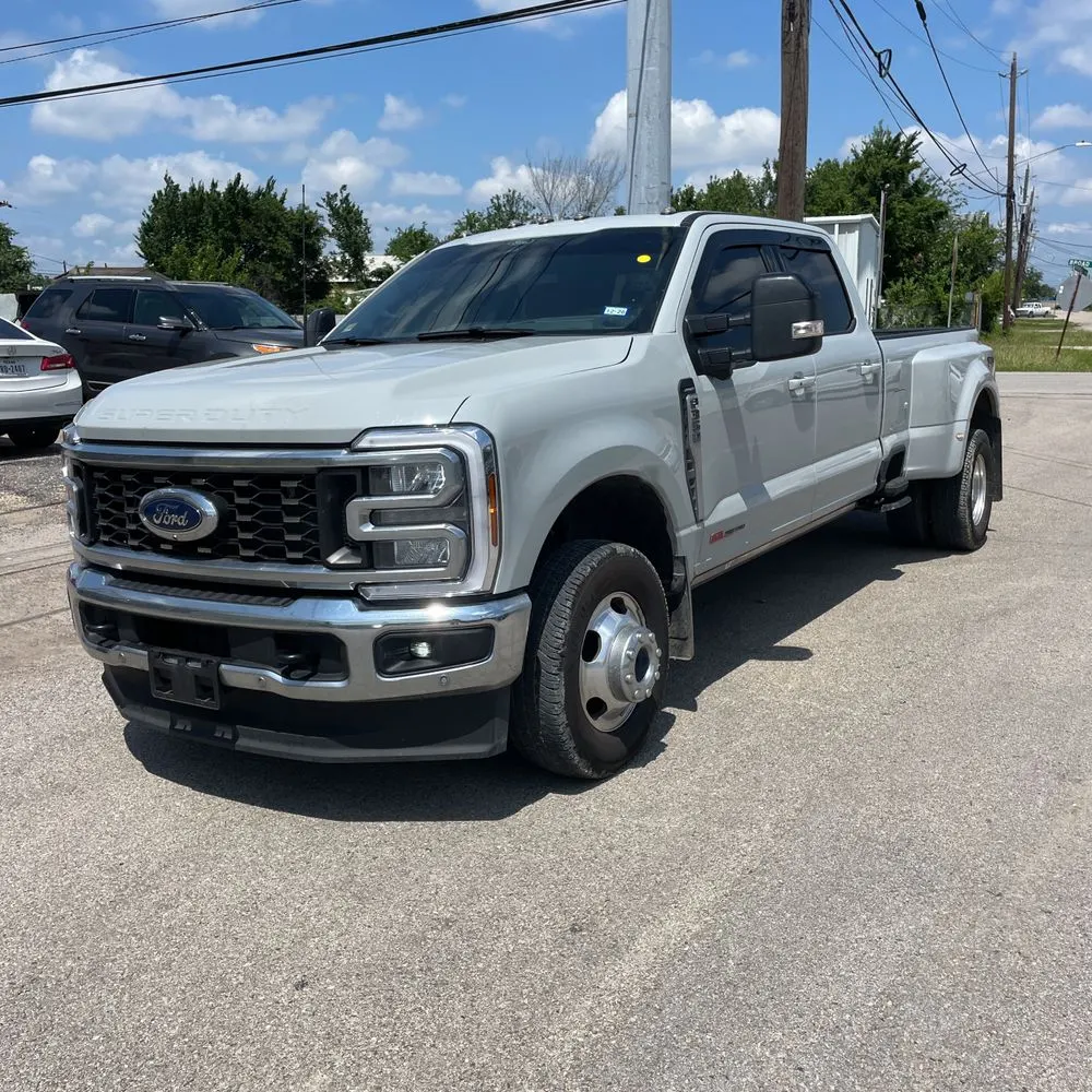 2025 Ford F-350 Super Duty Lariat