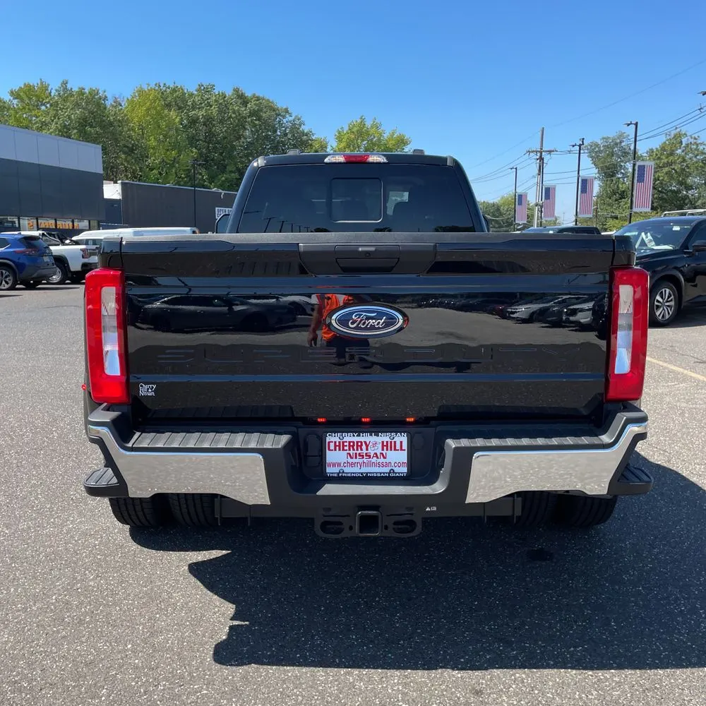 2025 Ford F-350 Super Duty XL