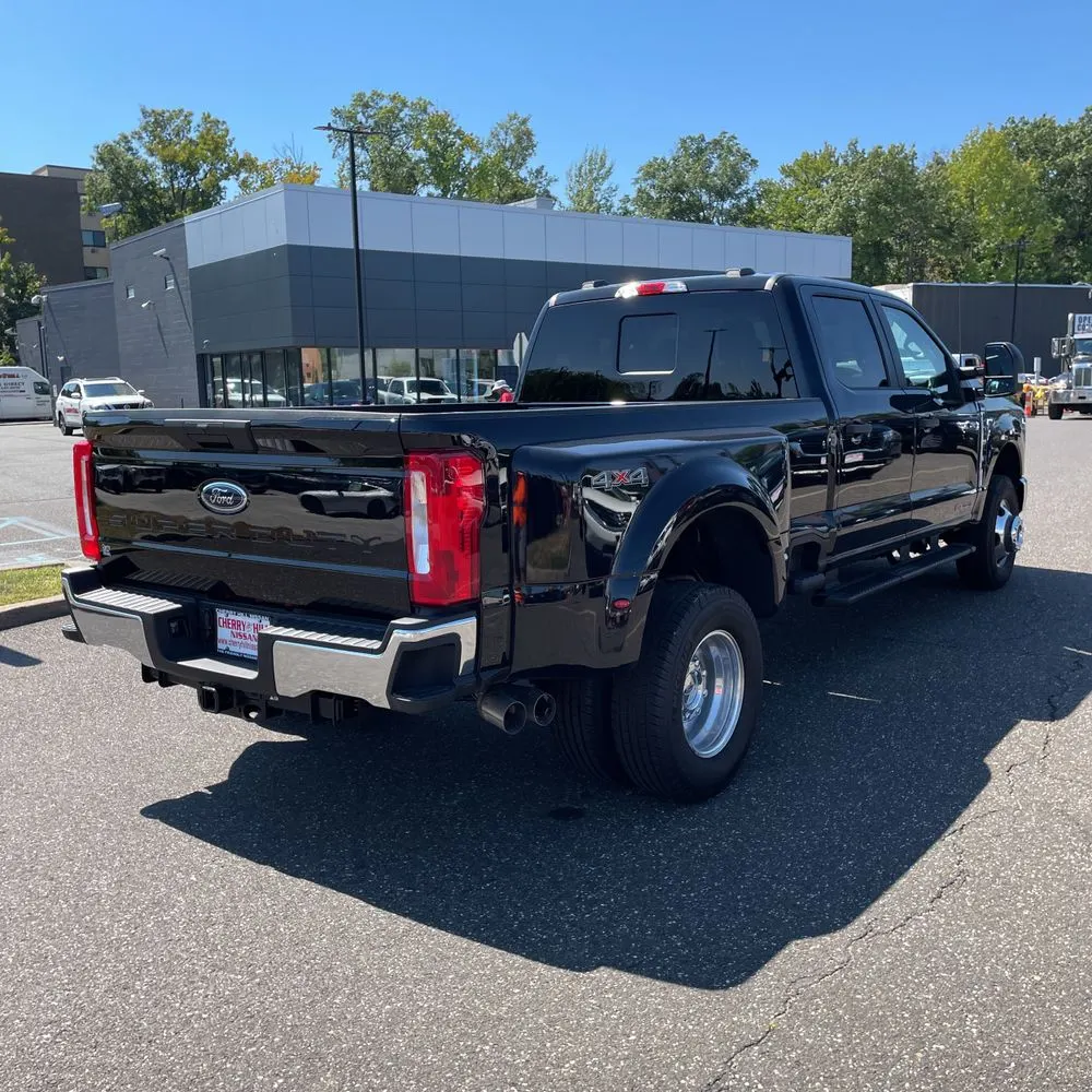 2025 Ford F-350 Super Duty XL