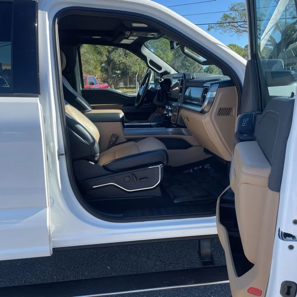 2024 Ford F-350 Super Duty Lariat