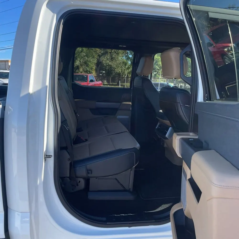 2024 Ford F-350 Super Duty Lariat