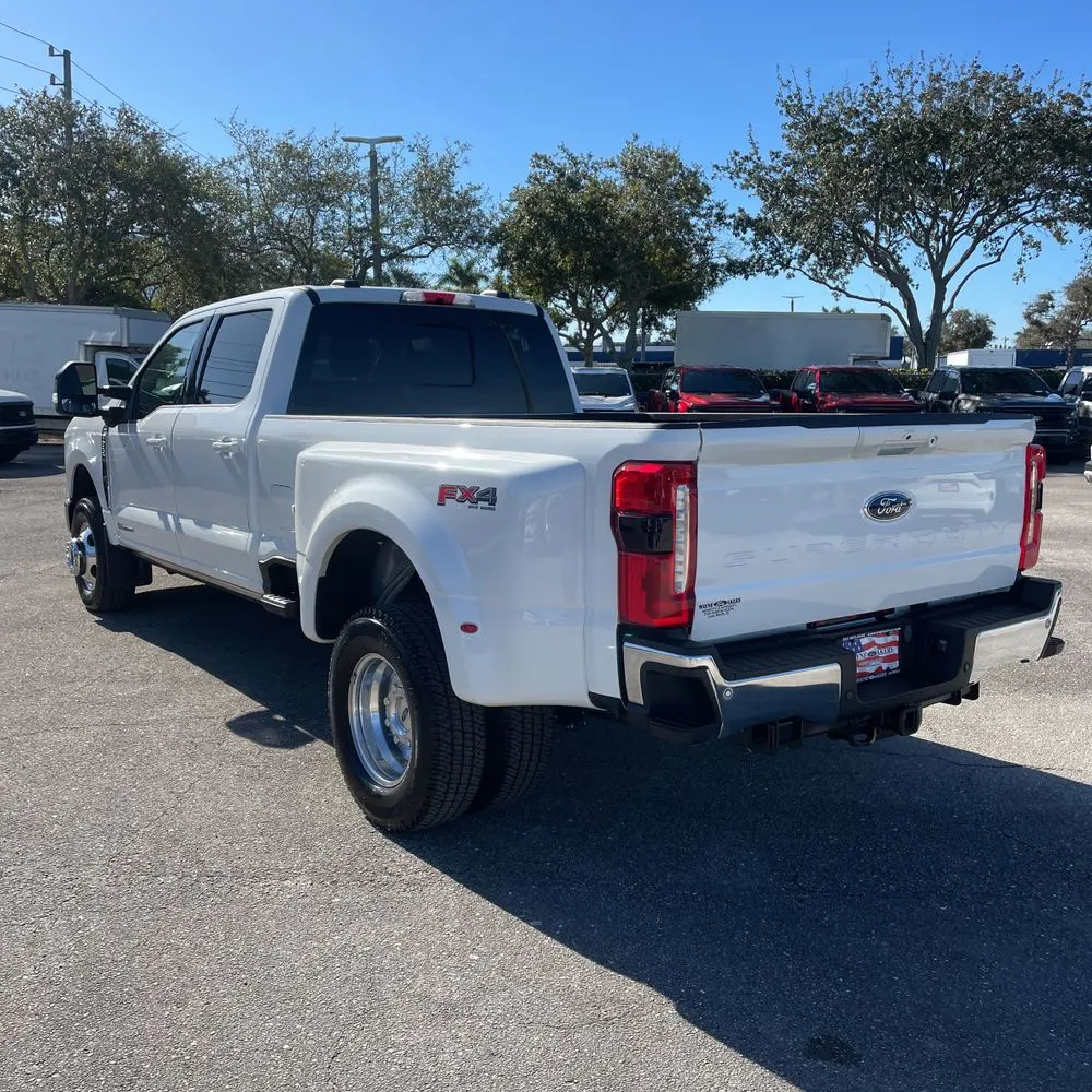 2024 Ford F-350 Super Duty Lariat