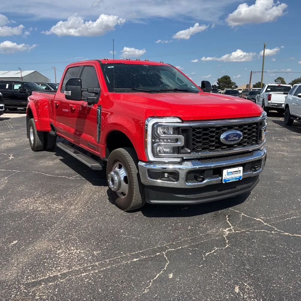2025 Ford F-350 Super Duty Lariat