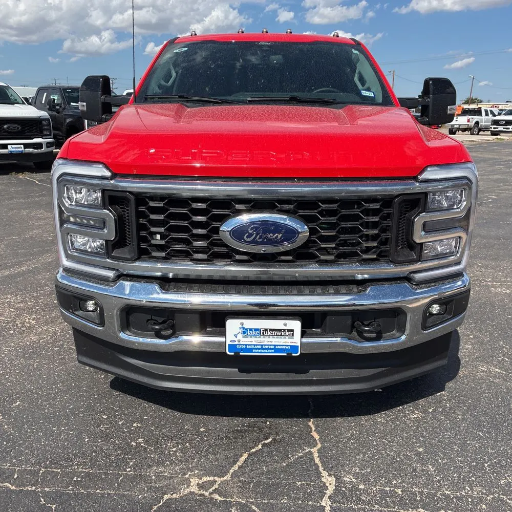 2025 Ford F-350 Super Duty Lariat