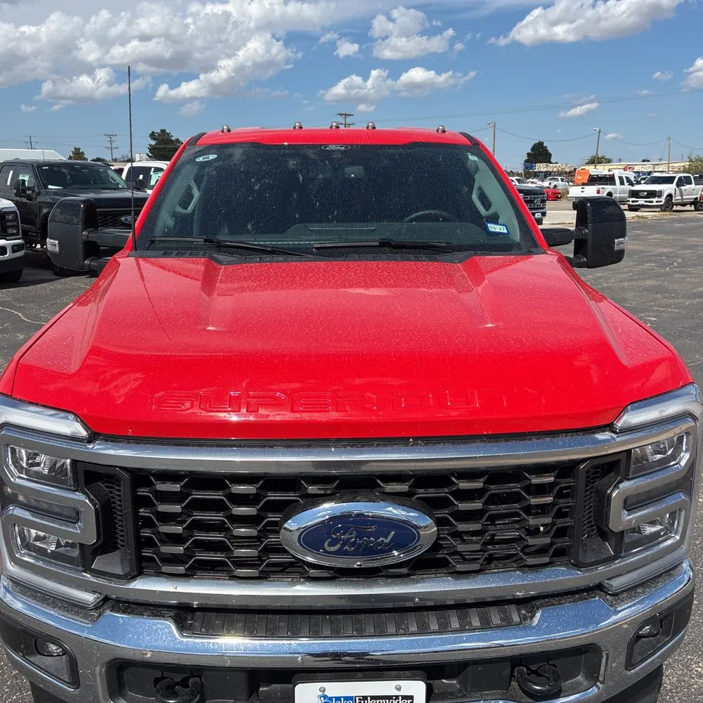 2025 Ford F-350 Super Duty Lariat