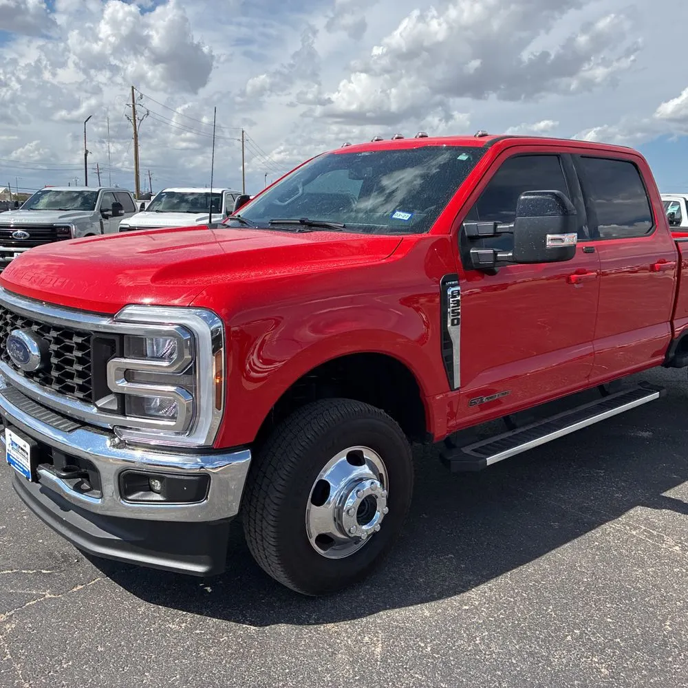 2025 Ford F-350 Super Duty Lariat