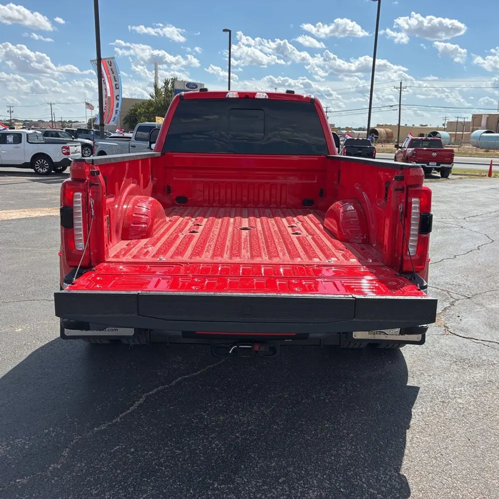 2025 Ford F-350 Super Duty Lariat