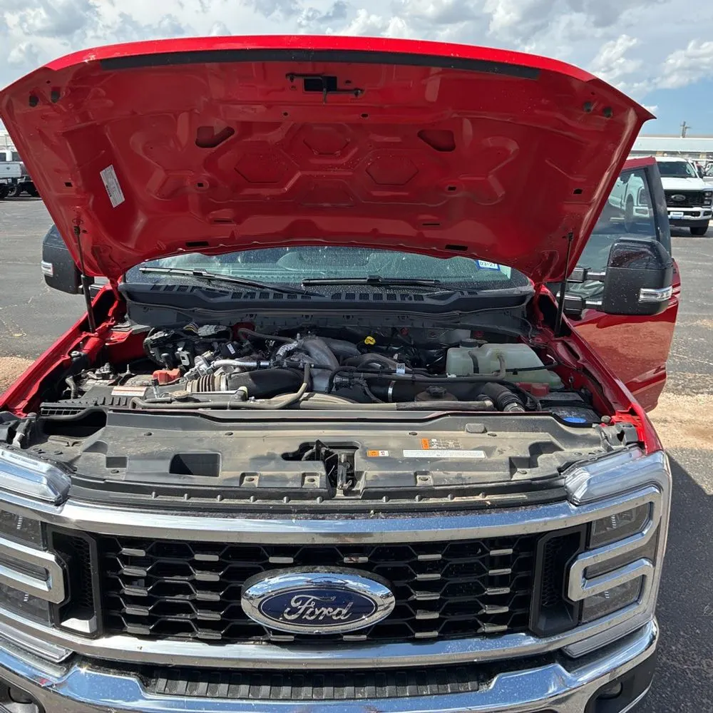2025 Ford F-350 Super Duty Lariat