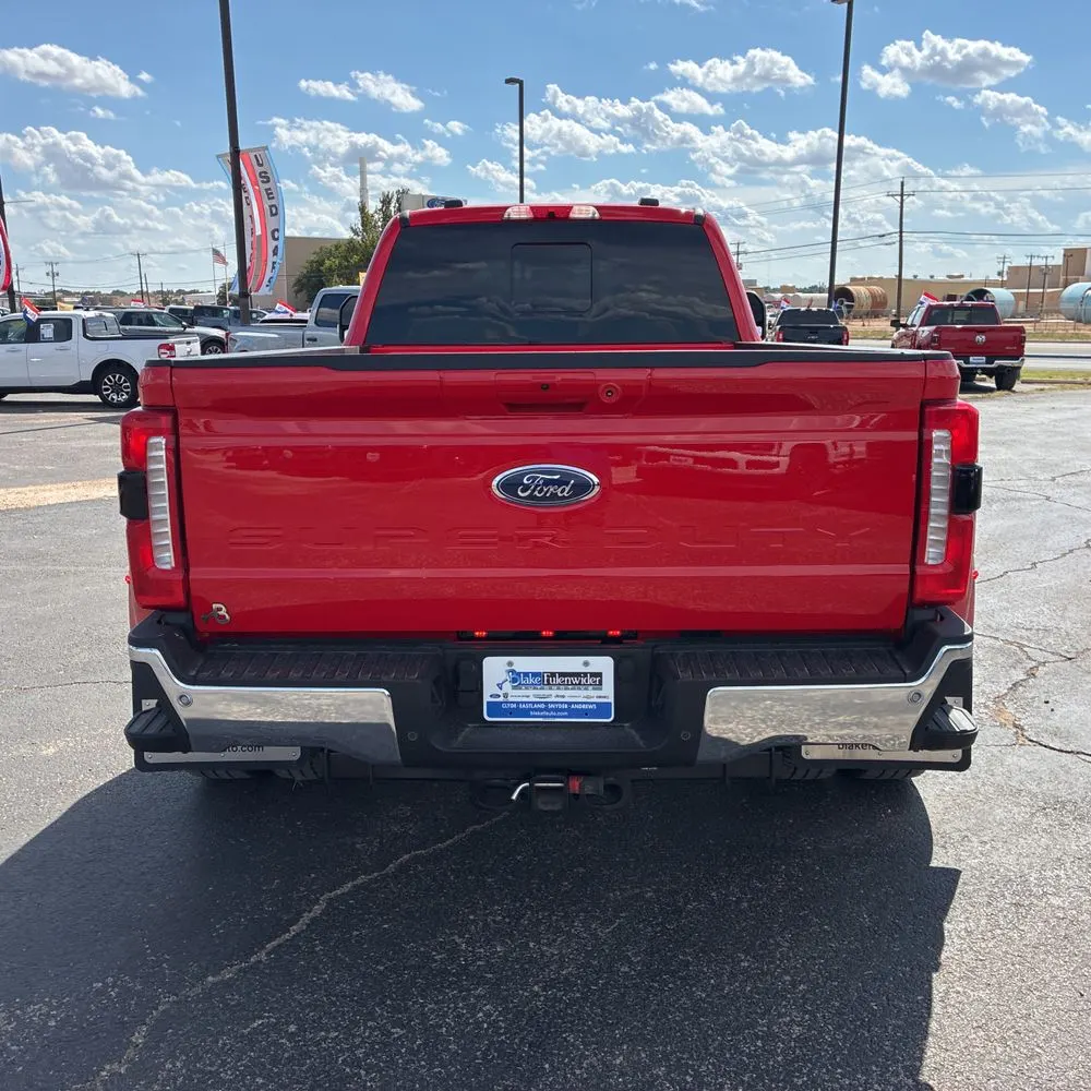 2025 Ford F-350 Super Duty Lariat