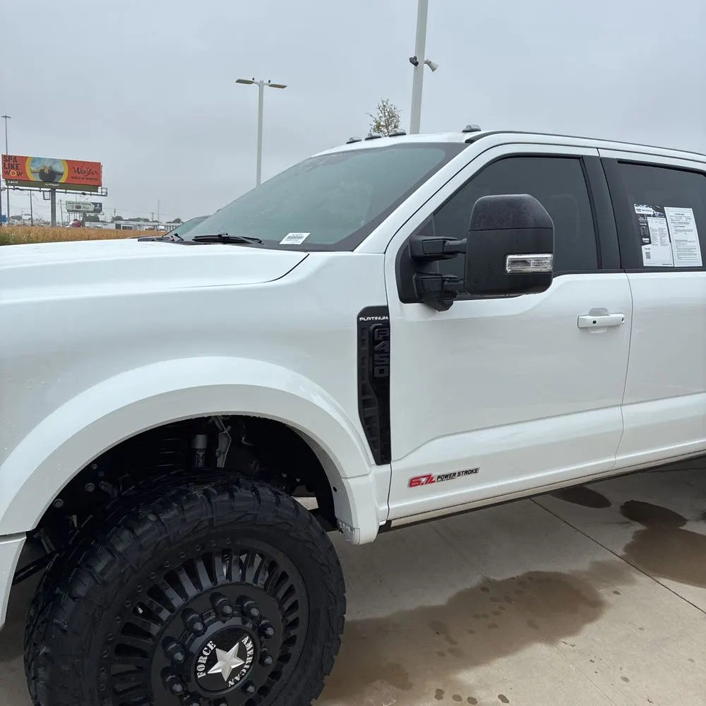 2025 Ford F450SD Platinum