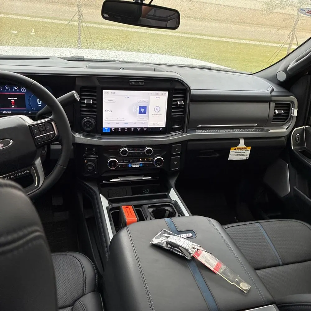 2025 Ford F450SD Platinum