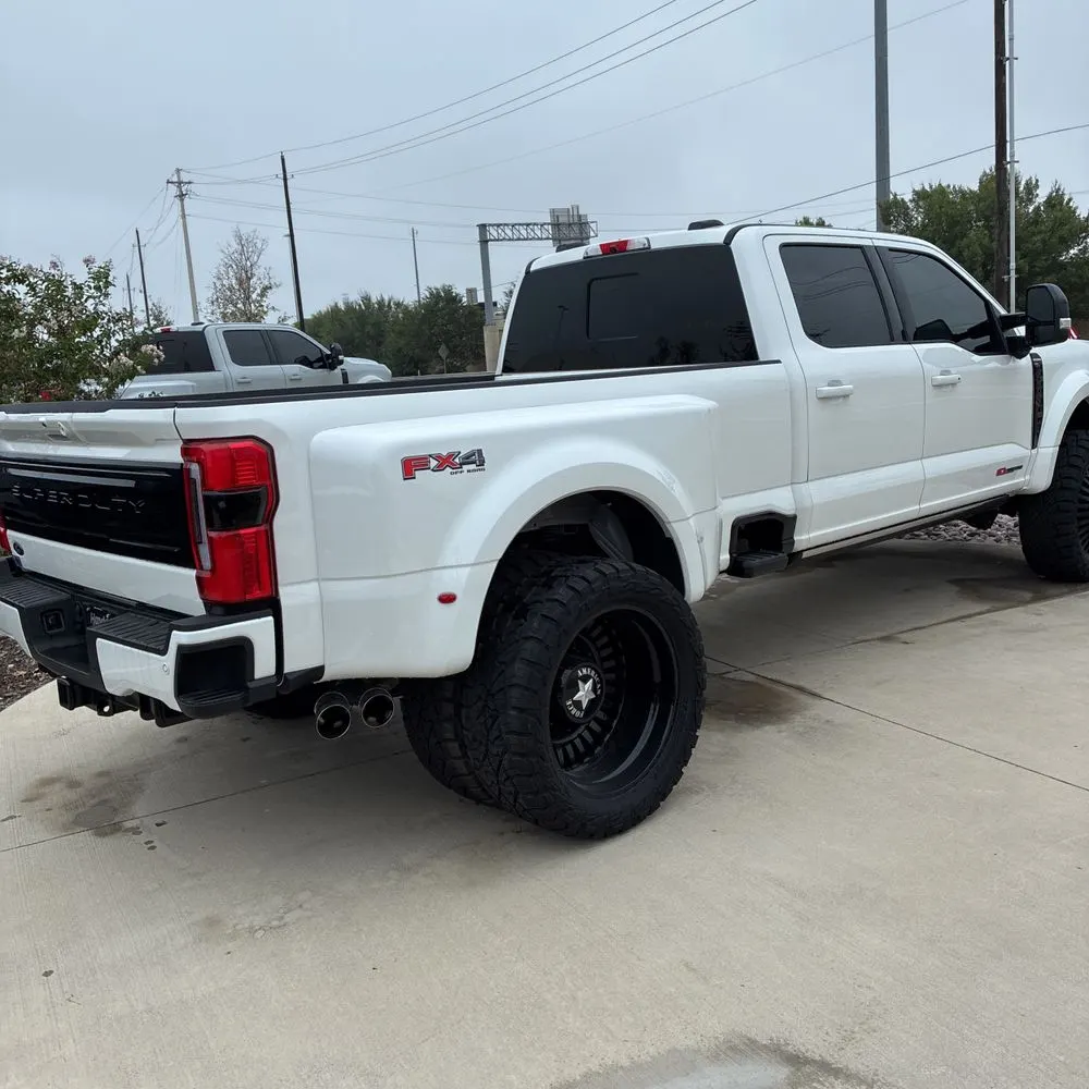 2025 Ford F450SD Platinum