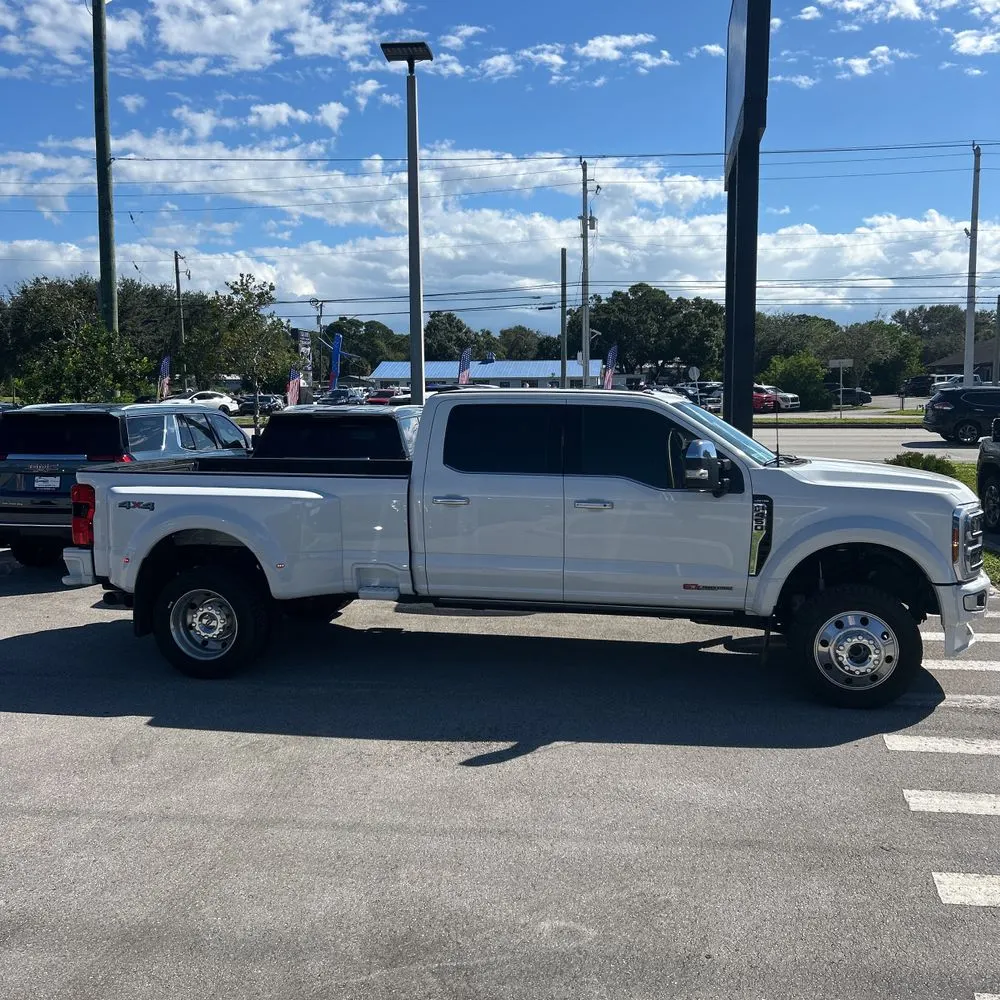 2024 Ford F-450 Super Duty Limited