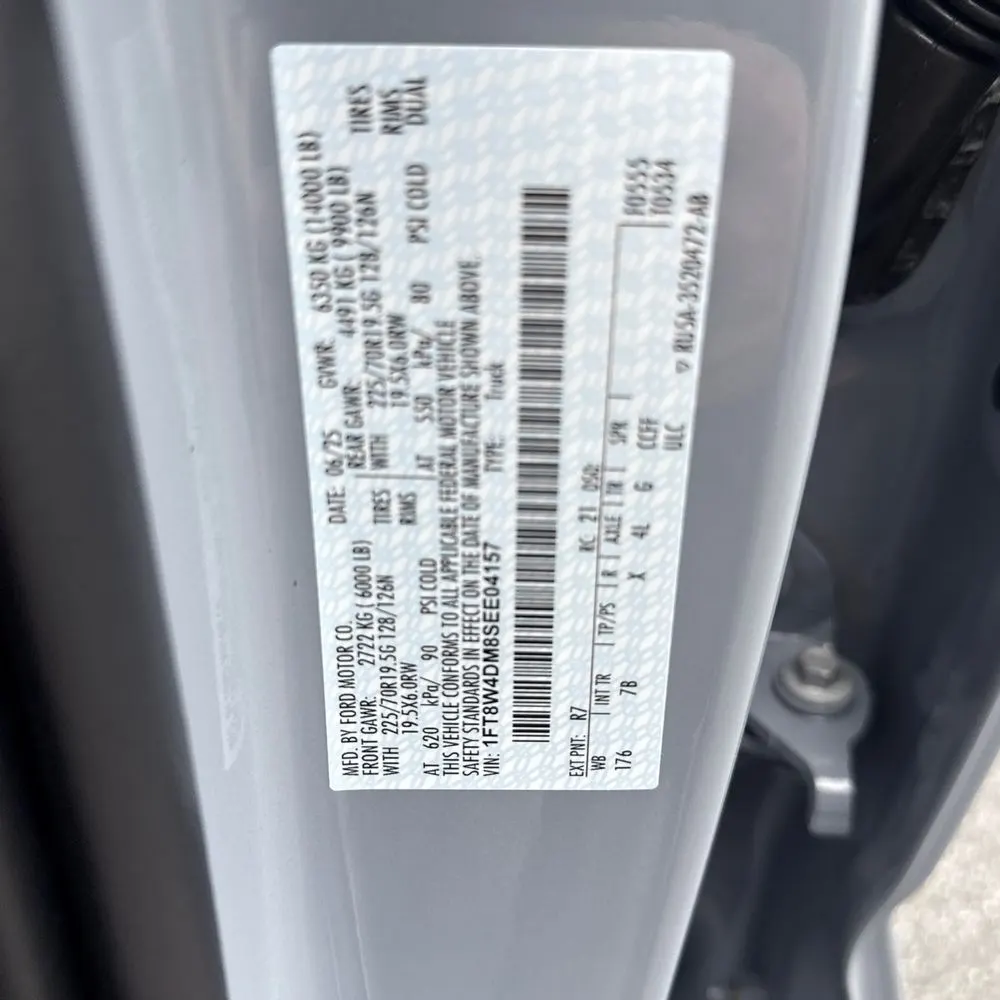 2025 Ford F-450 Super Duty Platinum