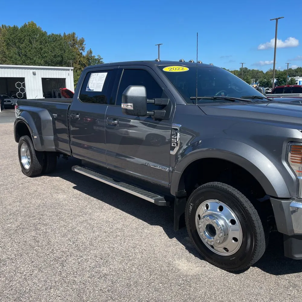 2022 Ford F-450 Super Duty Lariat