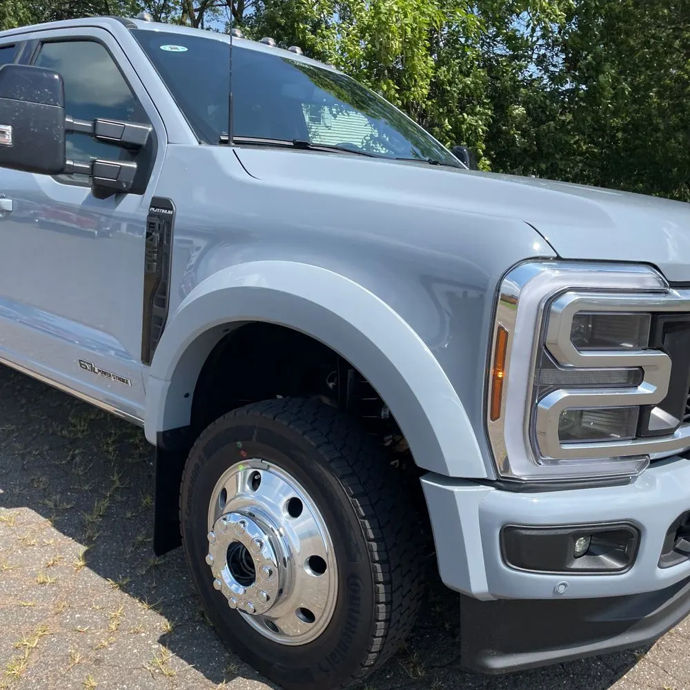 2025 Ford F-450 Super Duty Platinum