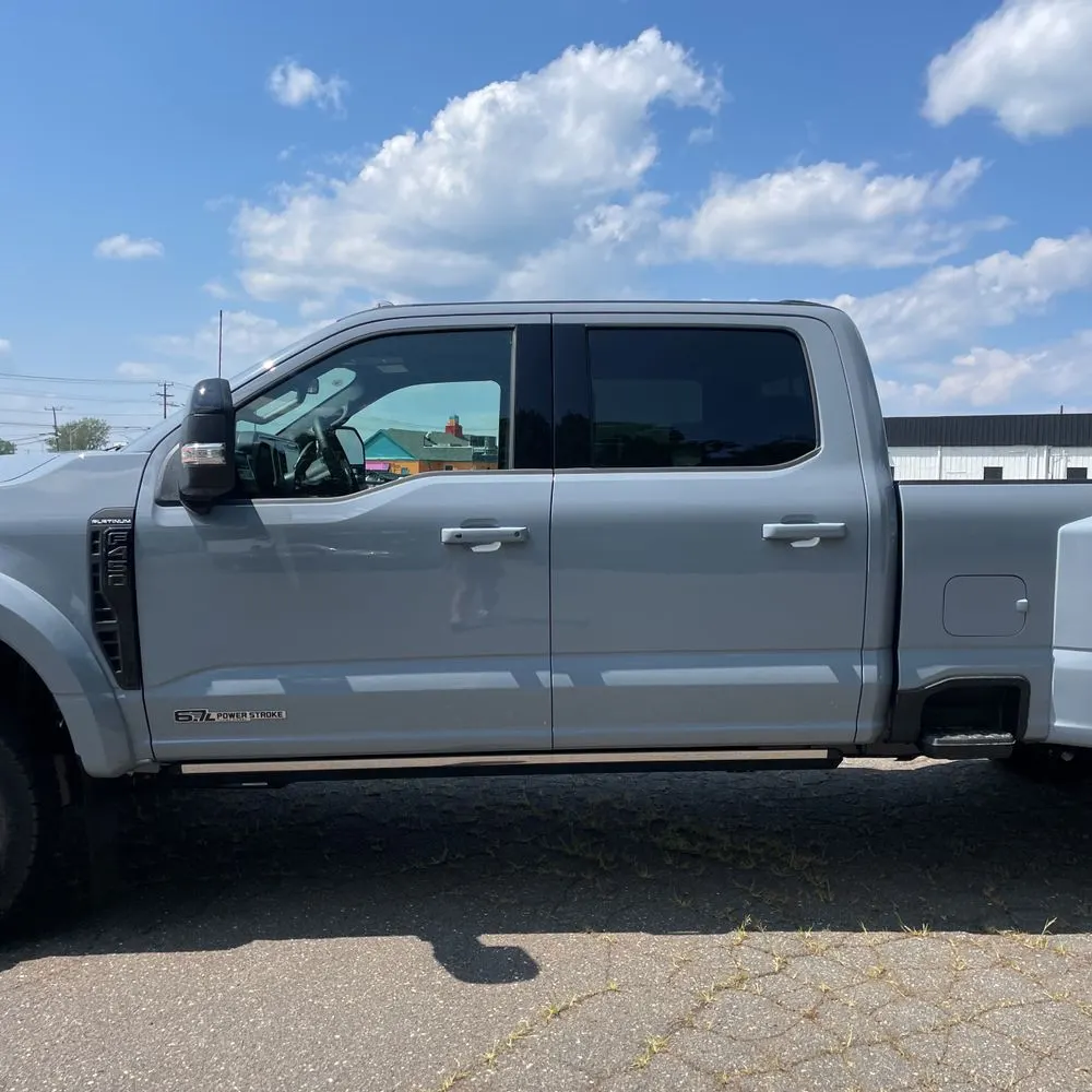 2025 Ford F-450 Super Duty Platinum