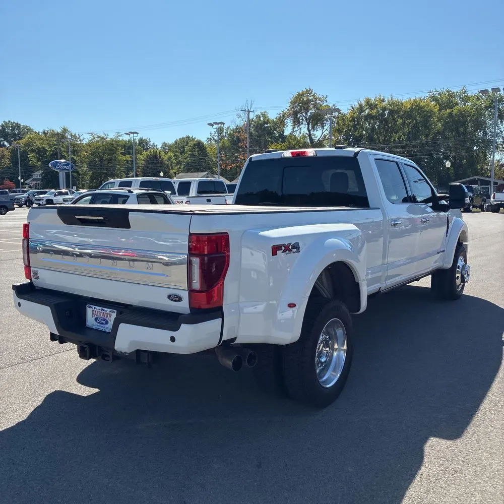 2022 Ford F-450 Super Duty Platinum